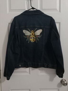 Womens Dark Denim Jacket with Bee